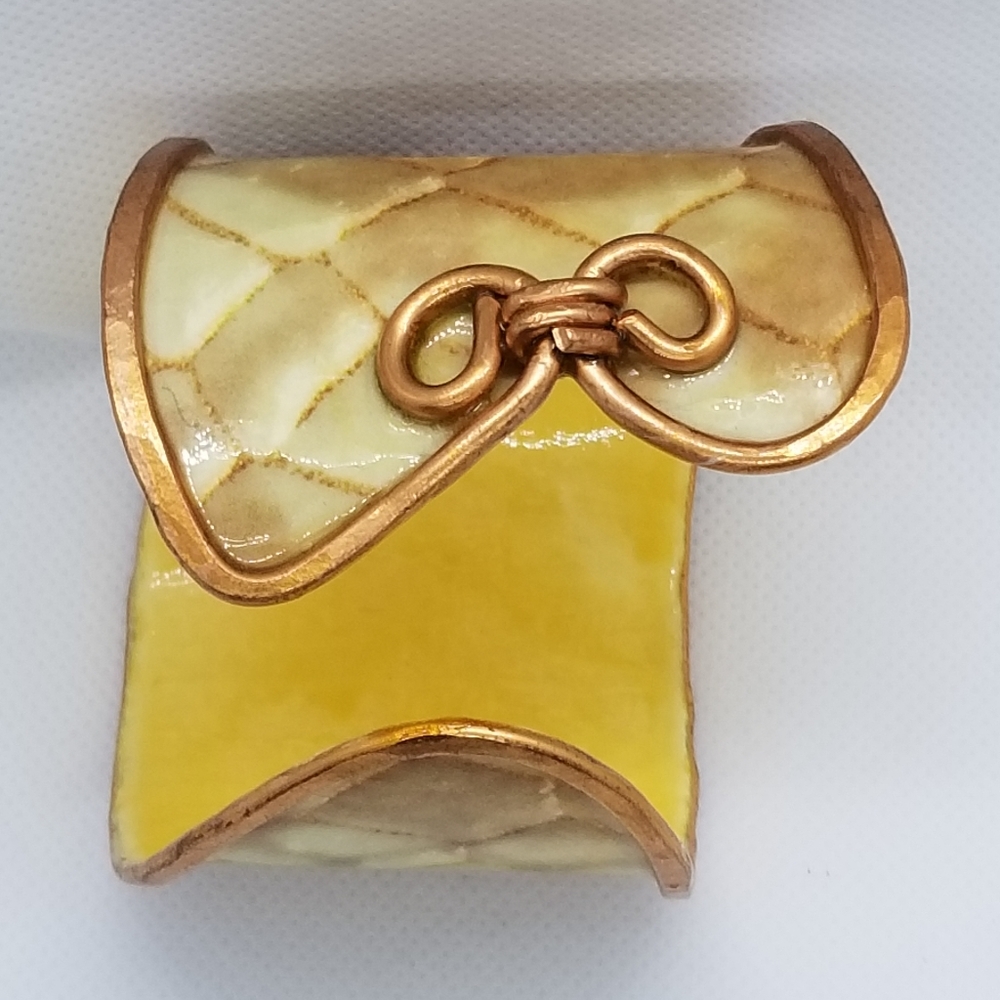 E Snake Skin Cuff Yellow Interior - Picture 8 of 10